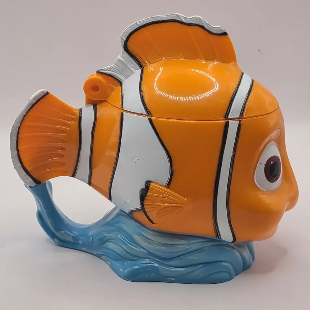 Disney on Ice Finding NEMO MUG Cup w/Lid appx 8oz Orange Clown Fish 3D Pixar